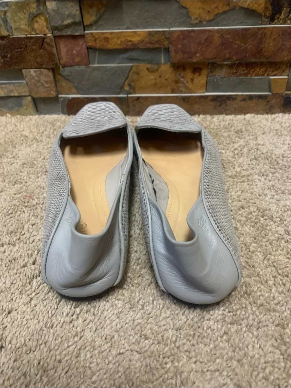 Nurture by Lamaze Light Gray leather Snake-Embossed Slip-Ons 7.5